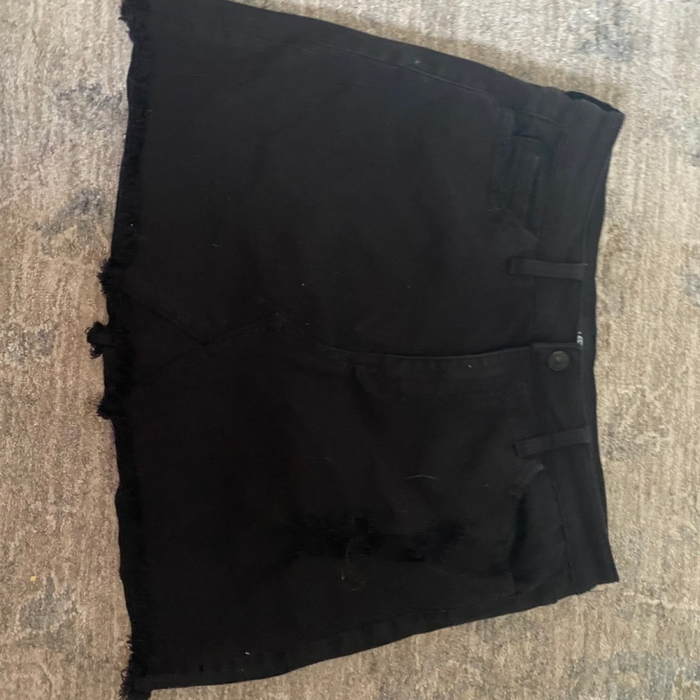 black mini skirt